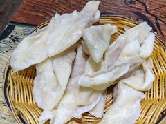 -老东门糁烫面角总店