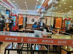 大堂-余百年·现烧烧腊(布吉金利店)