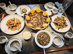 -五谷丰登农家院·地道胶东菜·海鲜烧烤(威海店)