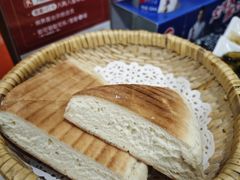 -八两八金·莱芜特色炒鸡(市南漳浦路店)