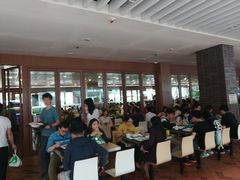 -香港大学