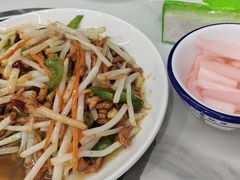 -丹水桥地锅鱼·翘嘴鲌·地方特色全鱼宴(丹江口大坝店)