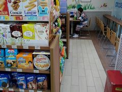 -全家便利店(银翔路店)