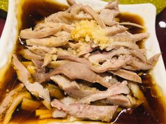 蒜泥白菜拌肚丝-老吉士酒家(天平路店)