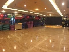 瑜伽房-力美健健身俱乐部(金碧店)