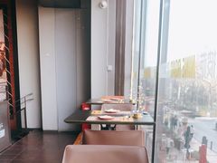 靠窗位-速度披萨(蓝色港湾店)