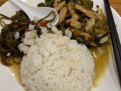 -笔架山食堂