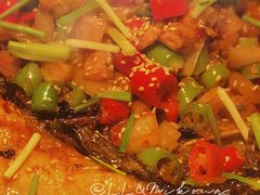 -鸣记脆皮烤鱼·海鲜烤鱼(三八广场店)