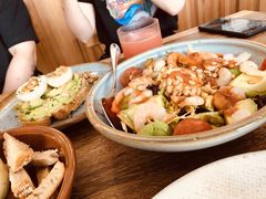 牛油果煮蛋吐司-RAC BAR(安福路店)