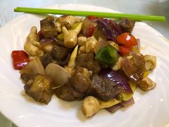 -品香菜馆(旗峰路中侨大厦店)