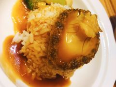 鲍鱼捞饭-小船渔村•大连菜•大连焖鱼(明泽街店)