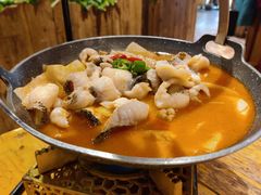 -老滇山寨•云南特色菜•地方菜•民族风情歌舞表演(金碧店)