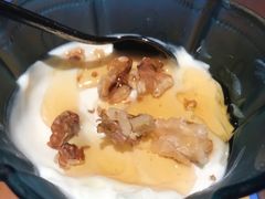 希腊草莓酸奶&希腊核桃蜂蜜酸奶-HELLO MUSAE 拾光缪斯餐厅·纯正希腊风味(苏州中心店)