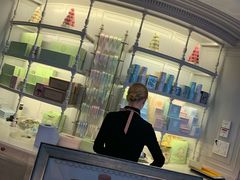 -ladurée(戴高乐机场T 2F店)