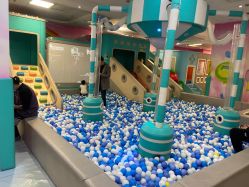 -孩子王童乐园(上海青浦吾悦广场店)