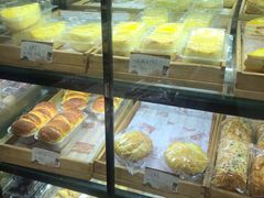-宏发红西饼屋(天津路店)