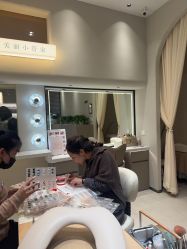 -情同手足美甲美睫