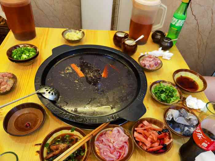 胖妹老火锅(龙湖时代天街店)-"地址就在时代天街a馆门口红绿灯对面的