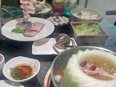 -得意咚瓜·顺德鱼生·冬瓜火锅(深圳首店)