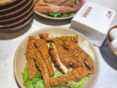 -欠火锅·水牛毛肚·团建聚餐·生日宴(何山路店)