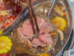 -来龍儿鲜切牛肉自助老火锅