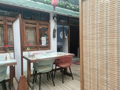 -丽江庭院·云南野生菌·海鲜火锅(鼓楼四合院店)