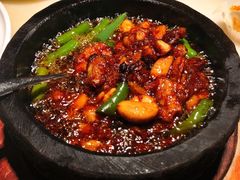石锅杭椒牛蛙-桂满陇-十里风荷(合生汇店)
