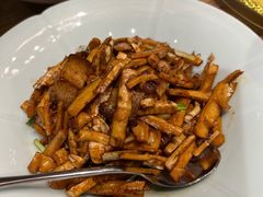 竹笋炒腊肉-丹江渔村(首都机场店)
