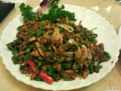 戈抛猪肉碎-荷花泰菜(东方新天地店)