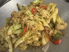 -卢大鲜鱼头捞饭(美利广场店)