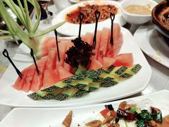 时令水果盘-老牌坊鲁菜名店(宽厚里店)