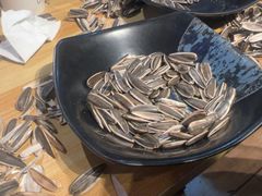 -华府九号海鲜烧烤大排档(龙域店)