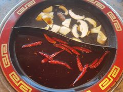 -潮辣重庆火锅(二七万达店)