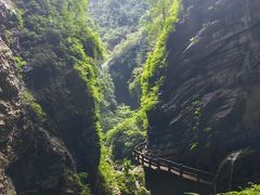 -龙水峡地缝景区