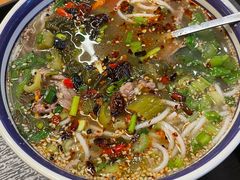 -云阿蛮云南生烫牛肉米线(奉贤路店)