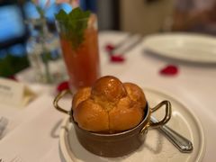 壳里餐前面包-壳里西餐厅Coquille Seafood Bistro(蒙自路店)