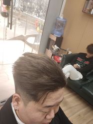 -纯剪男士理发馆·烫染专业店