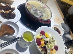 -黑鸡小馆(金源店)
