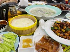 -大鸭梨烤鸭店(金顶街店)