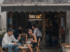 门面-卷耳咖啡