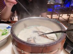 -佬麻雀·剁椒鱼头(京基KK One店)