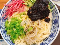 老北京炸酱面-门框胡同百年卤煮(新街口店)