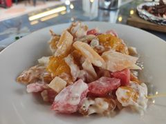 创意沙拉虾丸子-海市蜃楼花园主题餐厅(石顶店)