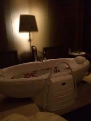 -青岛香格里拉·氣水疗中心