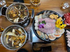 -丽江庭院·云南野生菌·海鲜火锅(鼓楼四合院店)