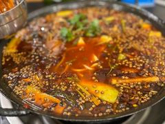 -鸿顺老铁锅美蛙鱼府(解放碑店)