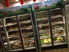 自助取餐区-拈签一笑黄牛肉辣卤串串