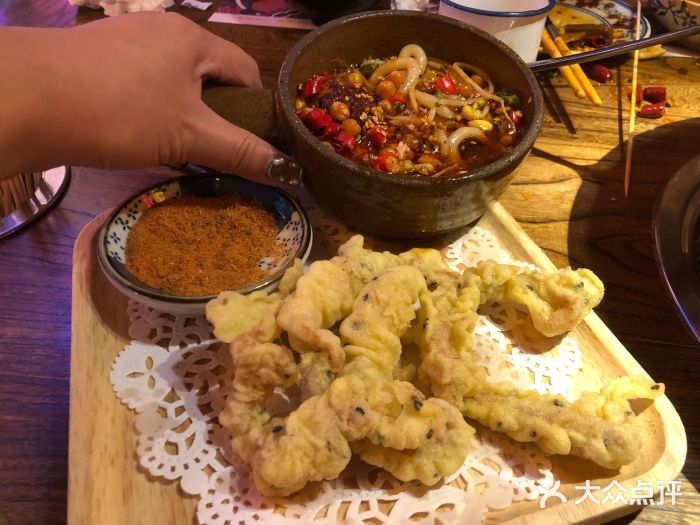 草堂無二·成都串串(万象城店)小酥肉图片