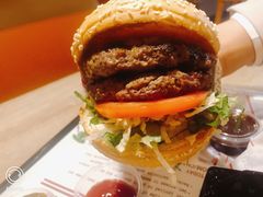 -The Habit Burger Grill 哈比特汉堡(复兴soho店)