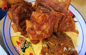 Spicy Hand-Shredded Sauce Pork Spine